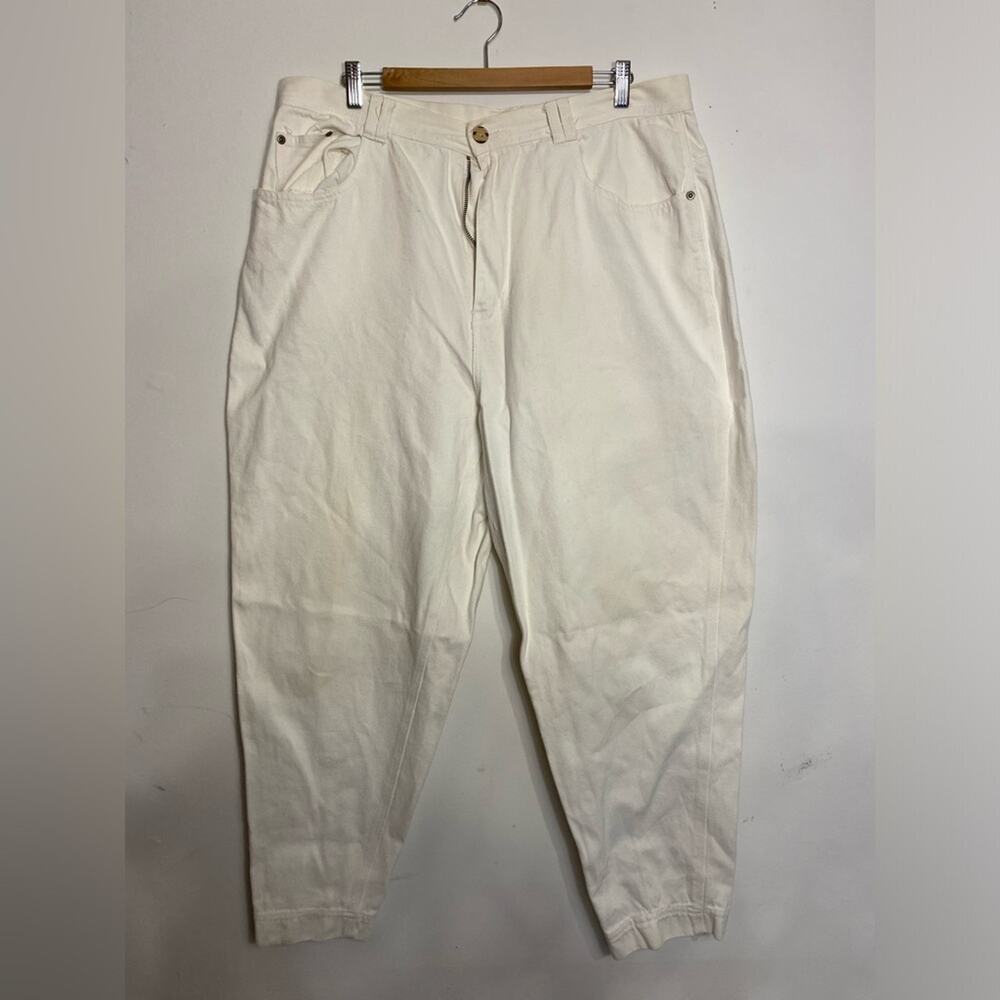 Vintage Ferrelli Moda International White Denim Jeans – Women’s Size 20 🌿🤍